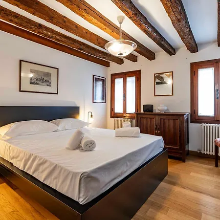 Palazzo Cavaliere *