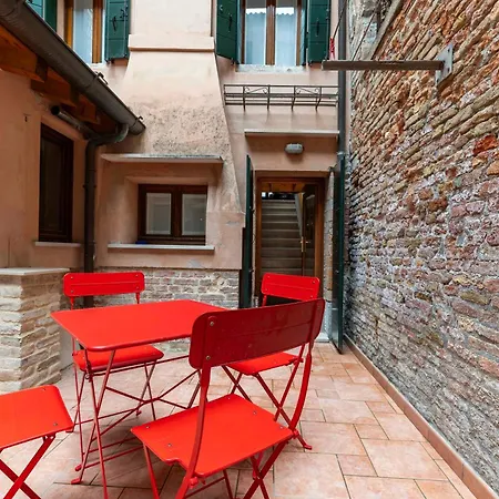 Palazzo Cavaliere *
